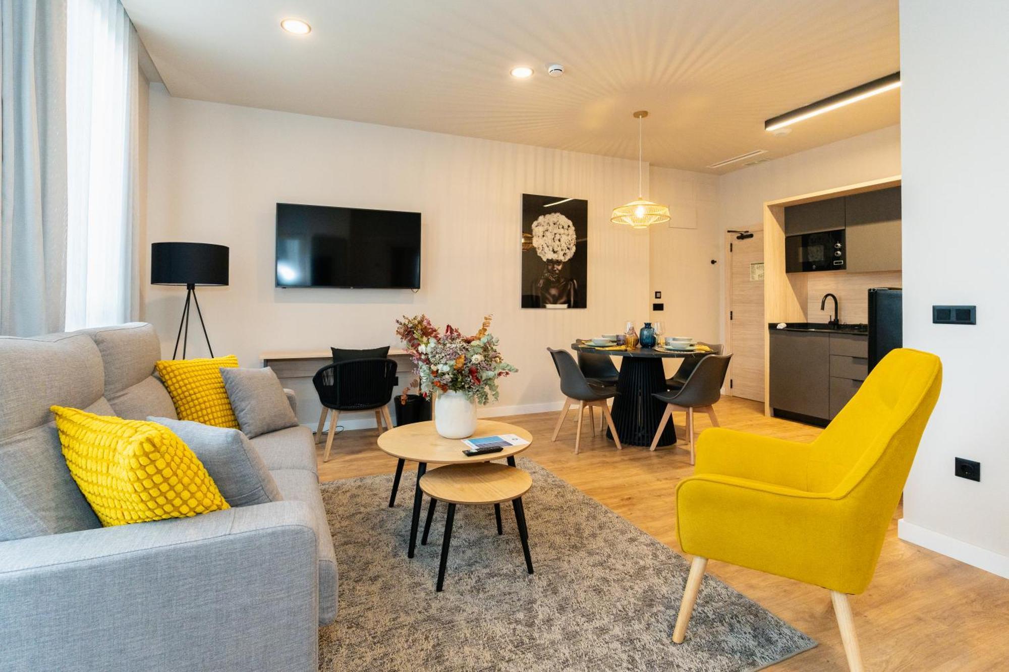 Dorm4You Arena 2 Валенсия Екстериор снимка